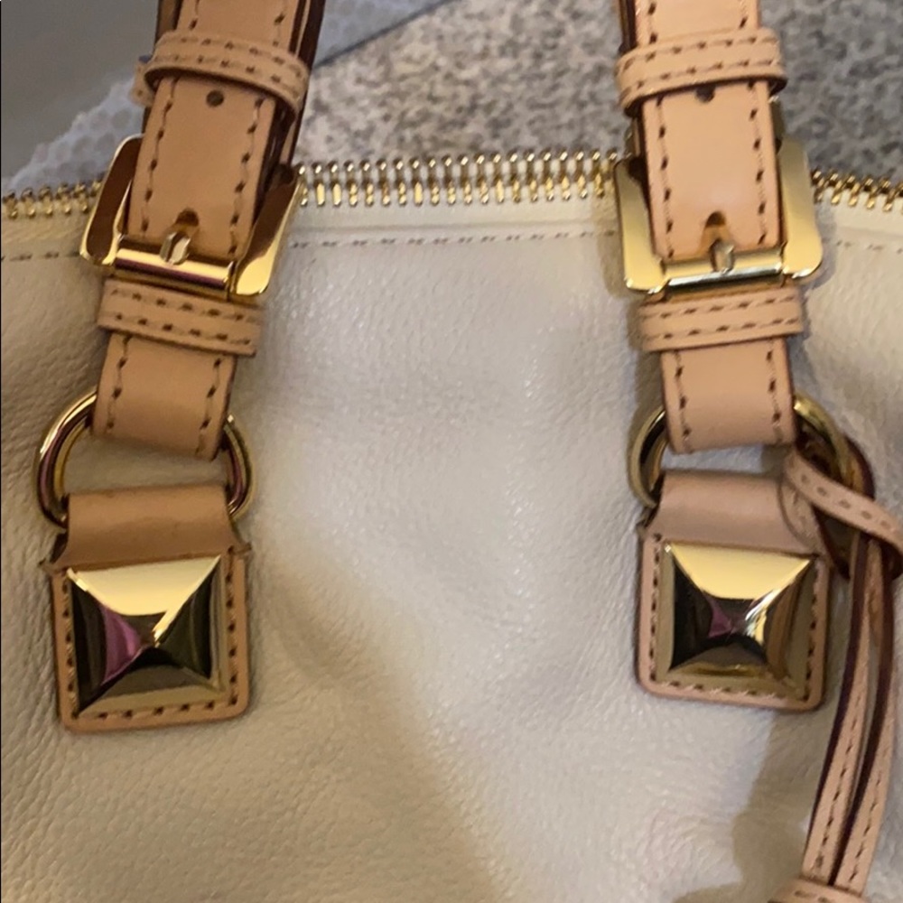 Michael Kors purse - Picture 3 of 14